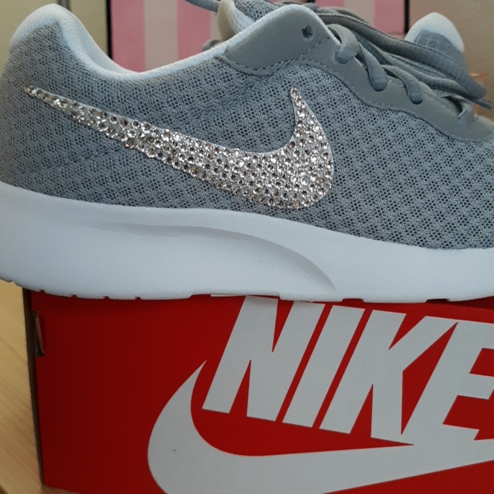 New Custom Nike Tanjun Bling Grey - Picture 4 of 4
